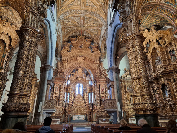 10 Porto Igreja de Sao Francisco 600x450 - Portugal 2025