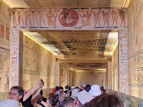 120 Luxor Theben West Tal der Koenige Felsengrab Ramses IX 1 600x450 - Ägypten 2024