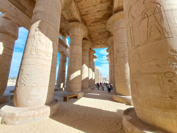 136 Luxor Theben West Ramesseum Grosser Saeulensaal 1 600x450 - Ägypten 2024