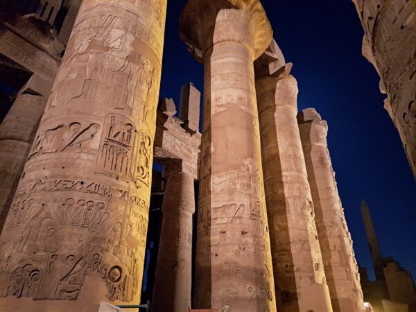 141 Luxor Karnak Tempel Saeulensaal Sound Light Show 1 600x450 - Ägypten 2024