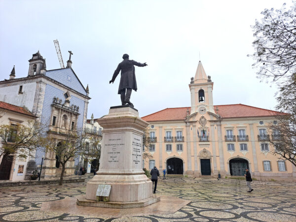 14 Aveiro Igreja da Misericordia und Rathaus 600x450 - Portugal 2025