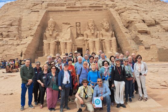 2024 Aegypten Abu Simbel 555x370 - Gruppenfotos