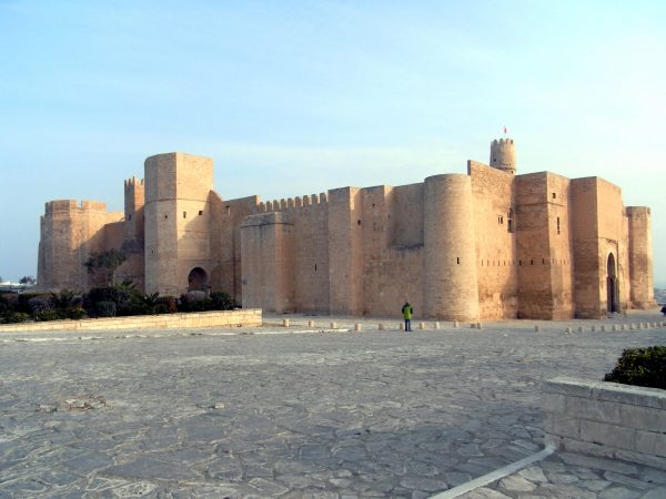 28 Monastir Ribat 600x450 - Tunesien 2013