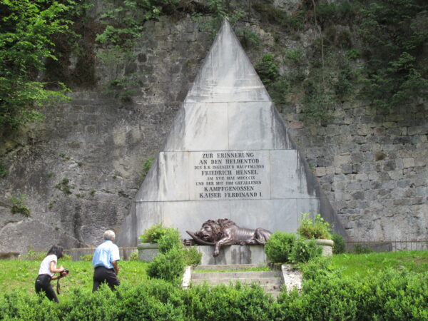 2 2022 Malborgeth Franzosendenkmal 1809 IMG 1084 600x450 - "Auf den Spuren der Isonzofront" 2022