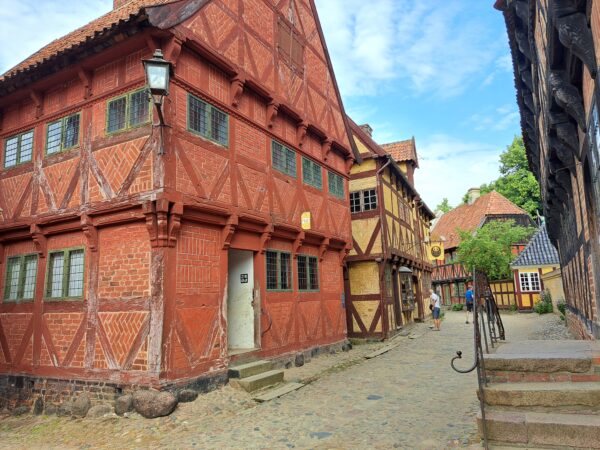 30 Aarhus Freilichtmuseum Den Gamle By 600x450 - D&auml;nemark 2026