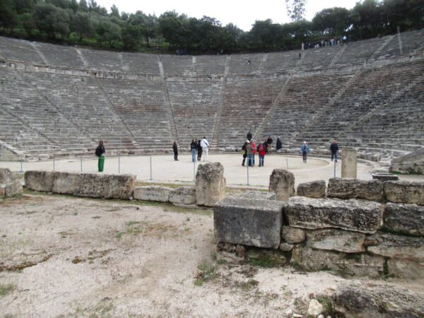44 2023 Epidauros Theater 600x450 - Griechenland 2023