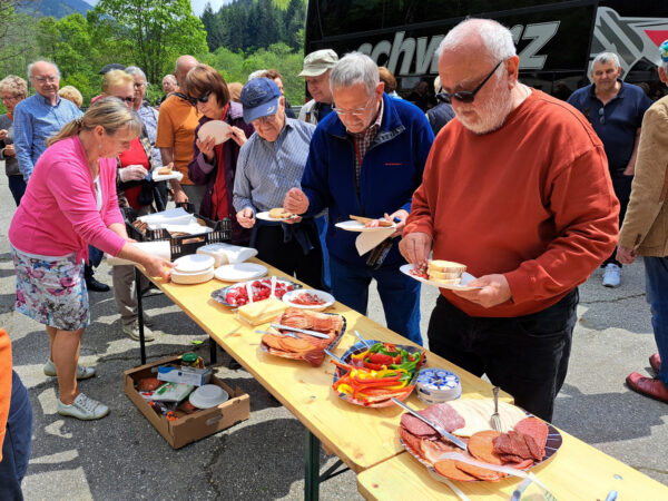 46 Rilagebirge Picknick 600x450 - Bulgarien 2024