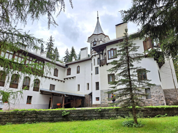 47 Borovec Zarenschloss 600x450 - Bulgarien 2024