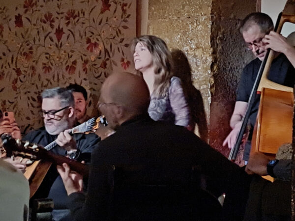 52 Lissabon Alfama Clube de Fado 600x450 - Portugal 2025