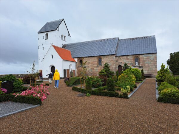 53 Aggersborg Kirche 600x450 - D&auml;nemark 2026