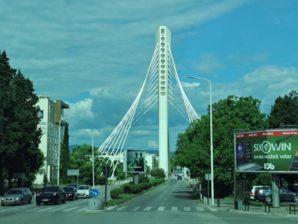 57 Podgorica Milleniumsbruecke 600x450 - Südwestbalkan 2025