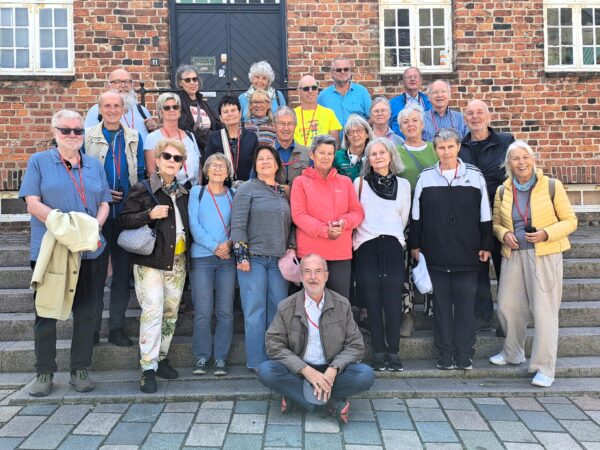 62 Ribe Rathaus Gruppenbild 600x450 - D&auml;nemark 2026