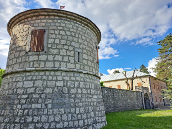66 Cetinje Biljarda 600x450 - Südwestbalkan 2025