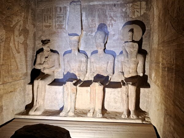 73 Abu Simbel Tempel Ramses II. Heiligtum 1 600x450 - Ägypten 2024