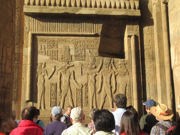 80 Kom Ombo Sobek Relief 1 600x450 - Ägypten 2024