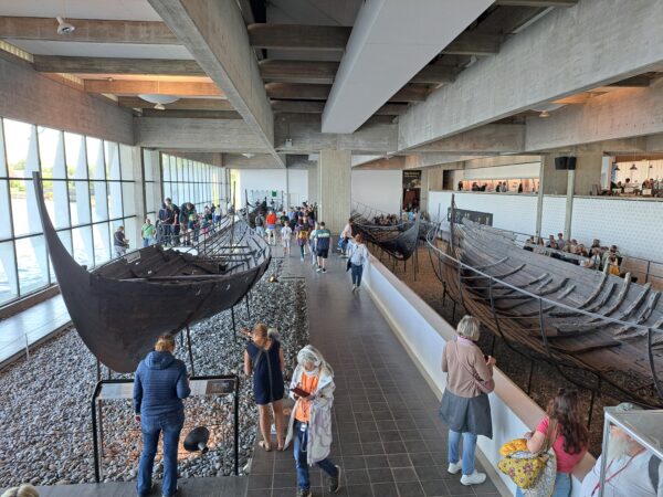 97 Roskilde Hafen Wikingerschiffsmuseum 600x450 - D&auml;nemark 2026