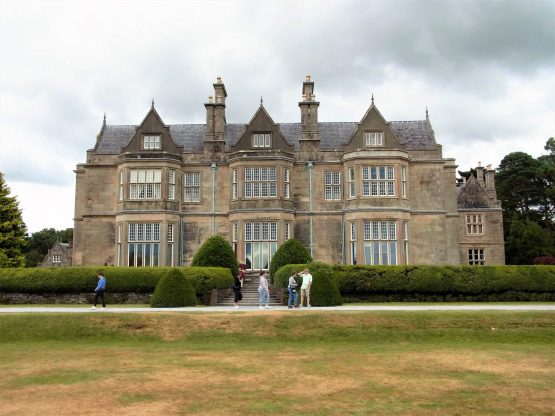 Fahrten 2018 Irland 19 Muckross House RFH R0042321 555x416 - Irland 2018