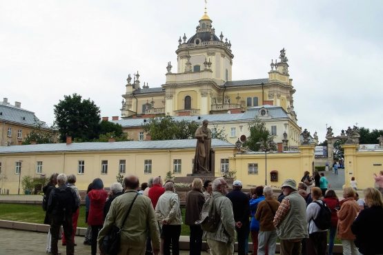 Fahrten GalizienBukowina 2016 14 Lemberg Georgskathedrale 555x370 - Galizien und Bukowina 2016