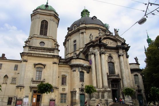 Fahrten GalizienBukowina 2016 18 Lemberg griech kath Kirche 555x370 - Galizien und Bukowina 2016