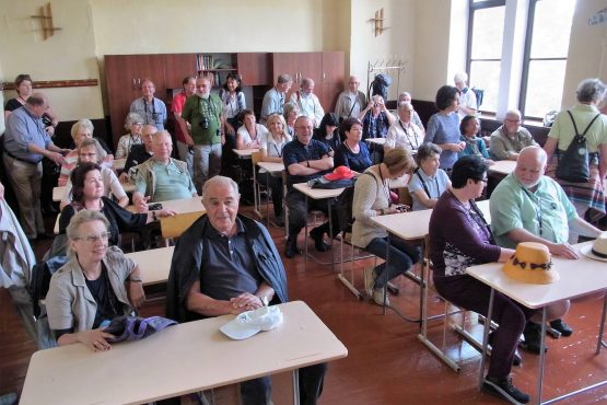 Fahrten GalizienBukowina 2016 20 Brody Gymnasium 555x370 - Galizien und Bukowina 2016