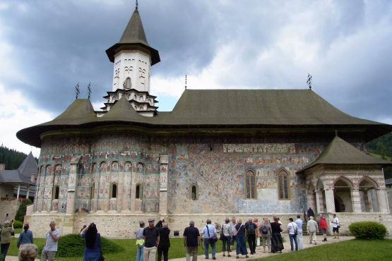 Fahrten GalizienBukowina 2016 38 Kloster Sucevita 555x370 - Galizien und Bukowina 2016