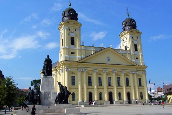 Fahrten GalizienBukowina 2016 55 Debrecen Große Reformierte Kirche 555x370 - Galizien und Bukowina 2016