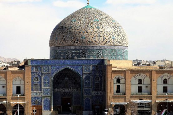 Fahrten Iran 2017 03 Isfahan Lotfollah Moschee 555x370 - Iran 2017