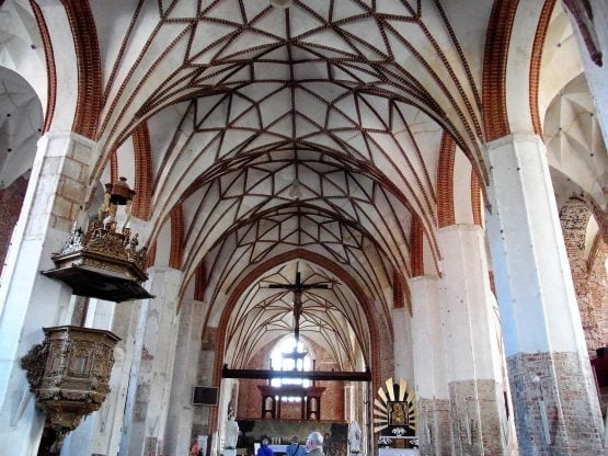 Fahrten Polen 2017 36 Danzig Katharinenkirche 555x416 - Polen 2017