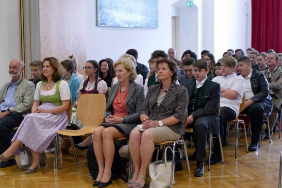 Wartinger Schulen 2018 06 555x370 - Verleihung Wartinger- und Tremelmedaille 2018