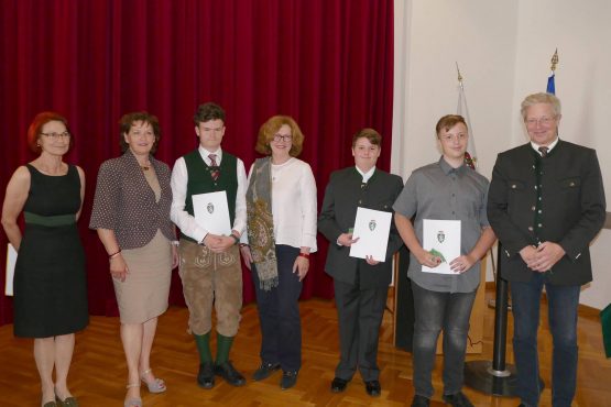 Wartinger Schulen 2018 07 555x370 - Verleihung Wartinger- und Tremelmedaille 2018