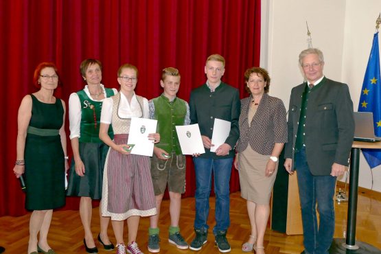 Wartinger Schulen 2018 10 555x370 - Verleihung Wartinger- und Tremelmedaille 2018
