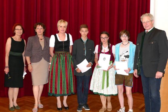 Wartinger Schulen 2018 13 555x370 - Verleihung Wartinger- und Tremelmedaille 2018