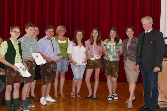 Wartinger Schulen 2018 14 555x370 - Verleihung Wartinger- und Tremelmedaille 2018
