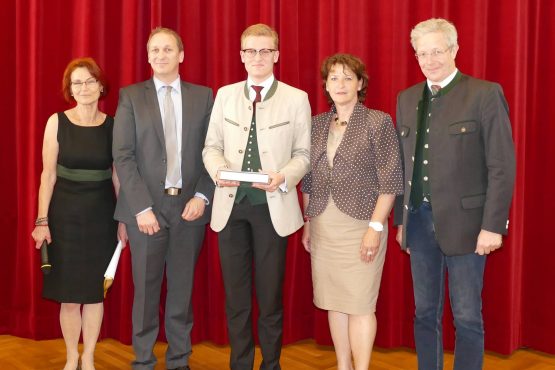 Wartinger Schulen 2018 27 555x370 - Verleihung Wartinger- und Tremelmedaille 2018